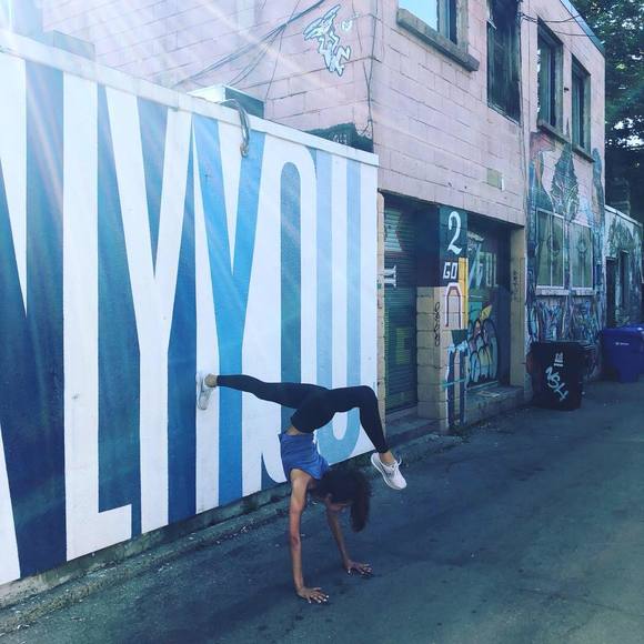 Meet your Posher, Alysha - Picture 1 of 1